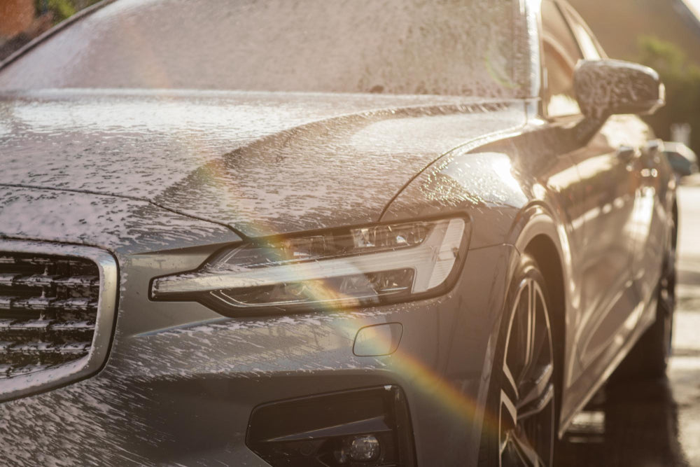 Waschmittel fürs Auto – Was du wirklich verwenden solltest